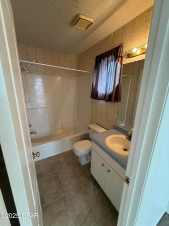 $1,995 | 212 Argonaut Street, Panama City Beach, FL 32413