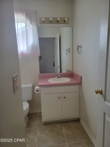 $2,200 | 212 Argonaut Street, Panama City Beach, FL 32413