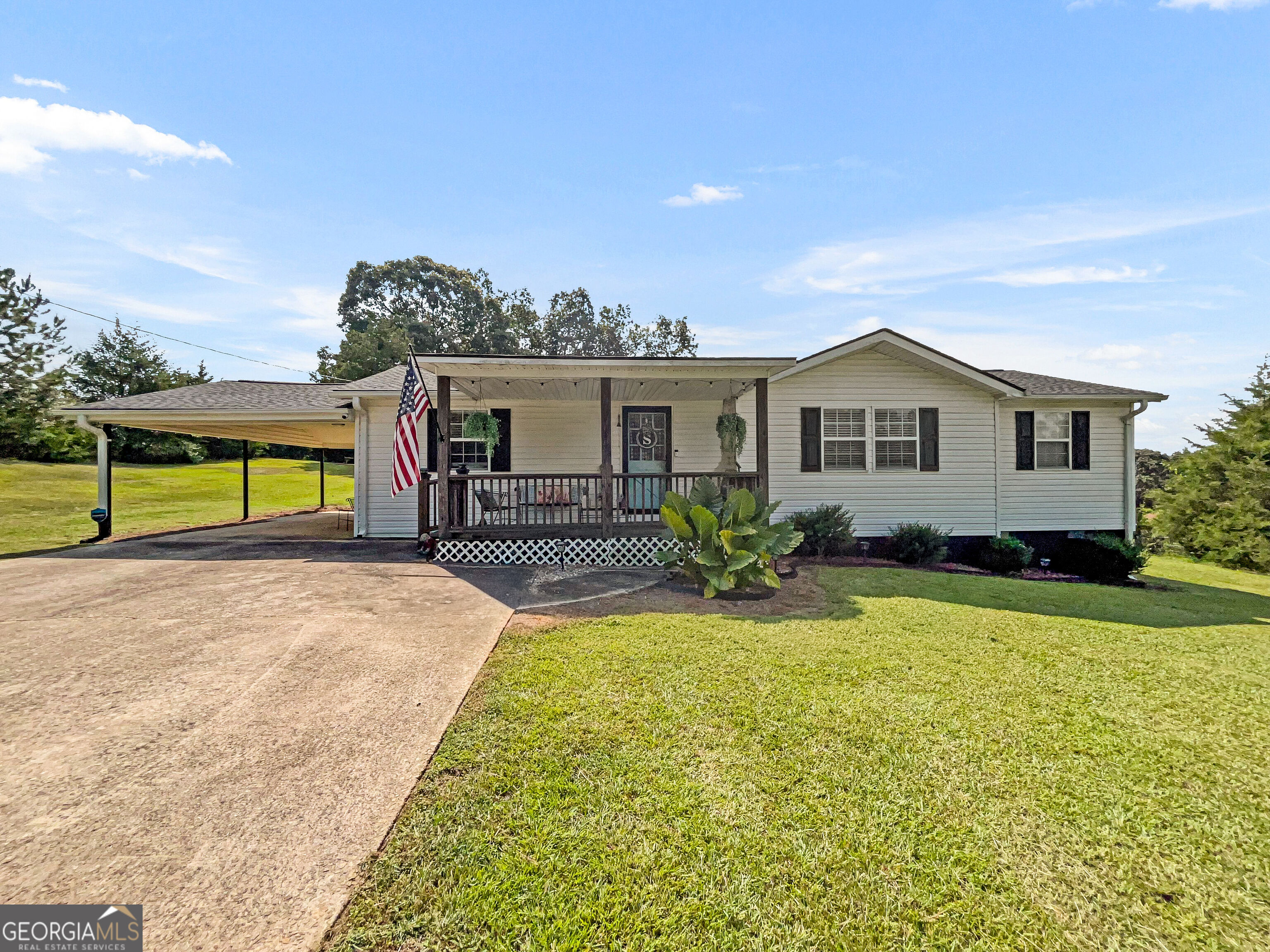680 Hunters Creek Road Toccoa, GA 30577 - Photo 1 of 29 Gallery Image 1