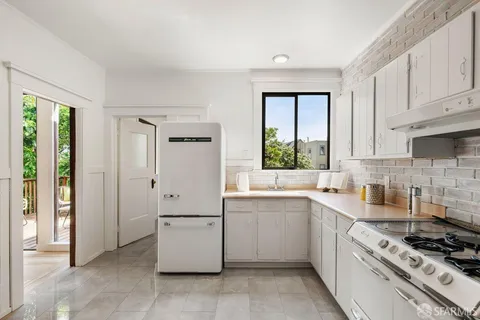 $1,498,000 | 54 Richland Avenue, San Francisco, CA 94110