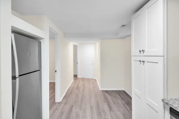 $2,100 | 2023 West Superior Street, Unit G, Chicago, IL 60612