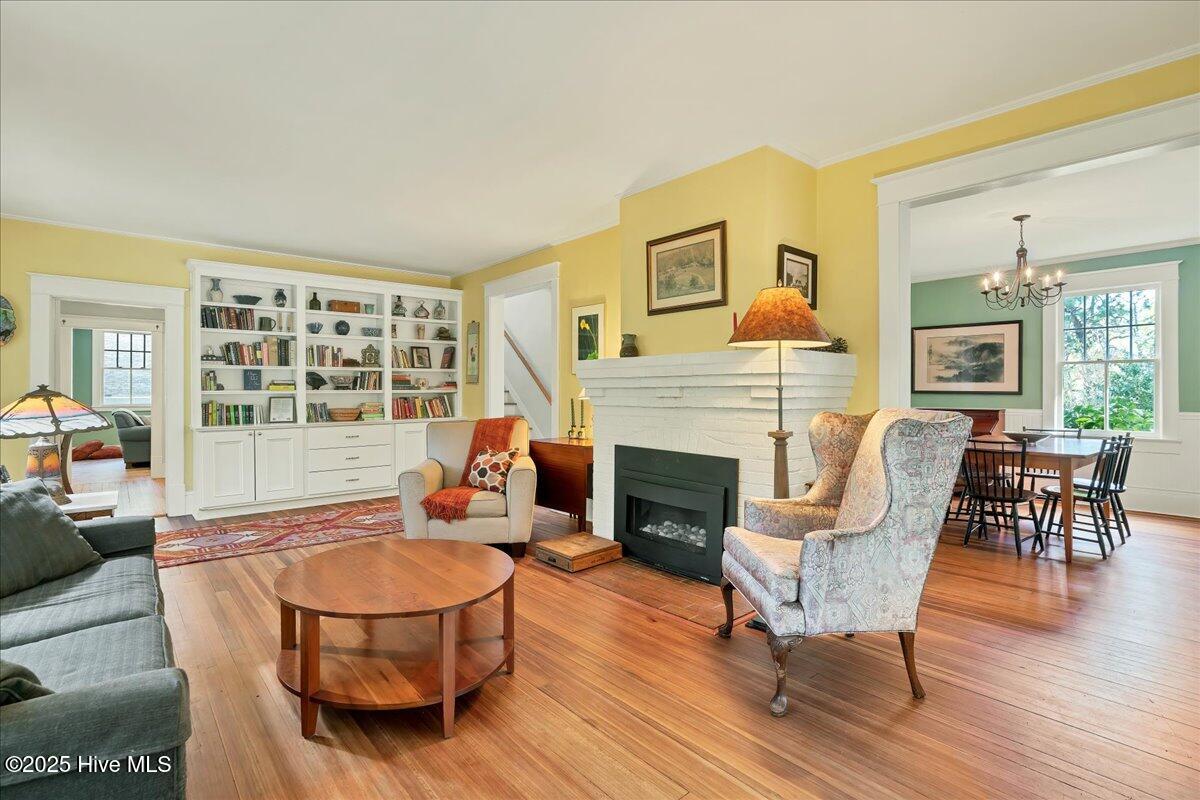 260 North Ridge Street Southern Pines, NC 28387 - Photo 6 of 53 Gas Fireplace - Living Room