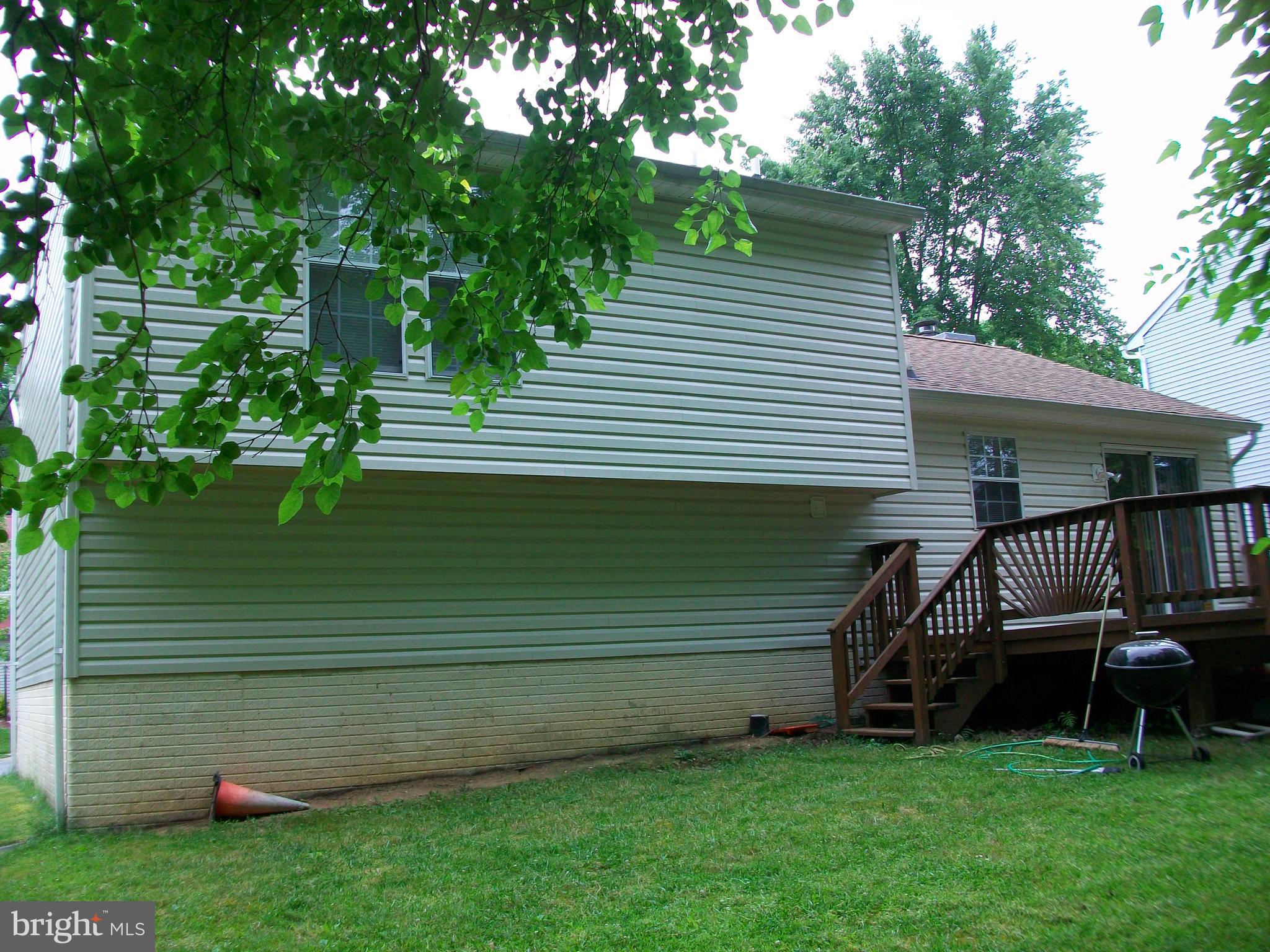 9076 Manorwood Road Laurel, MD 20723 - Photo 40 of 54 Exterior Rear