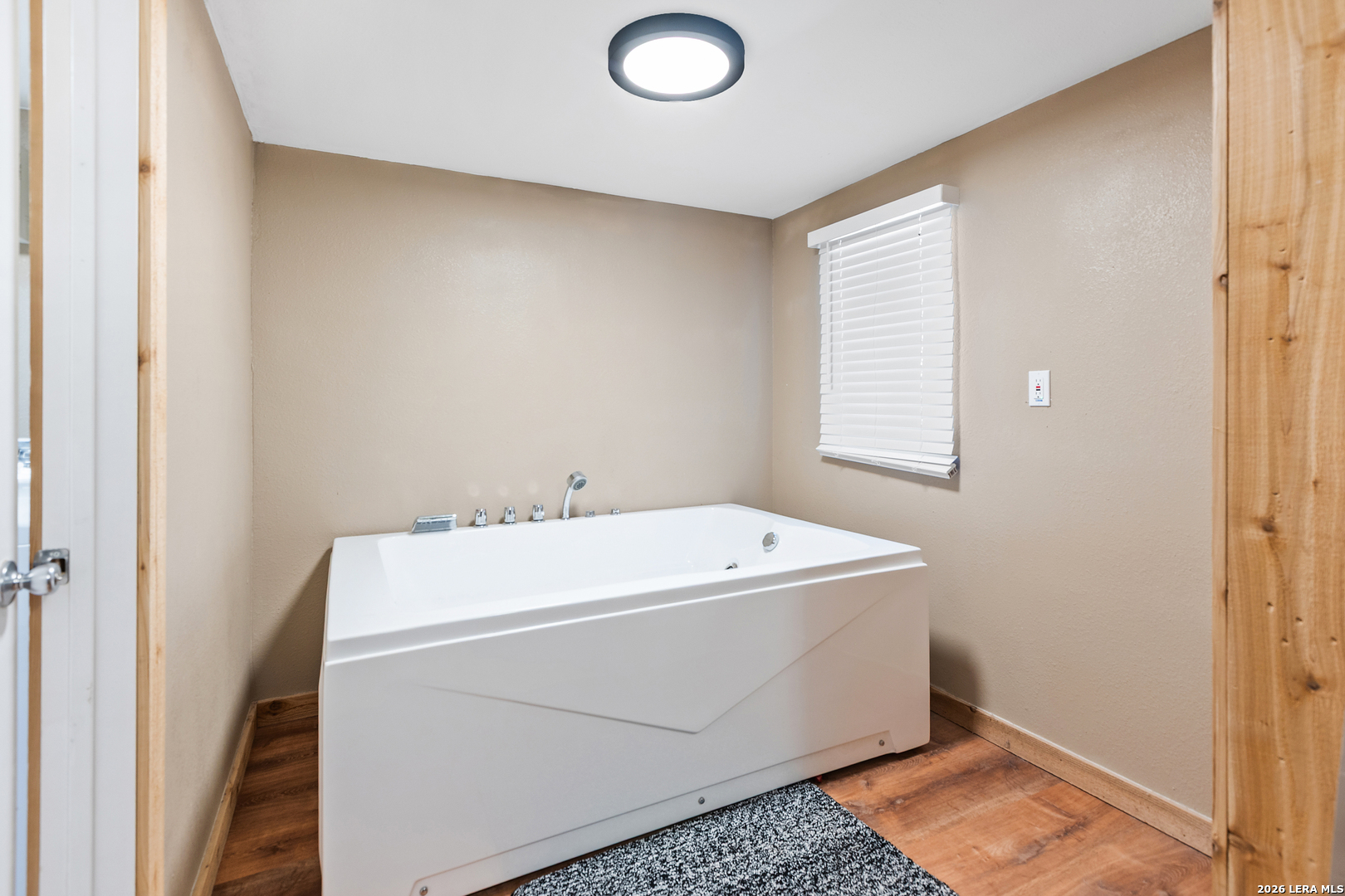 470 Lyon Road Seguin, TX 78155 - Photo 24 of 43 a utility room with dryer and washer