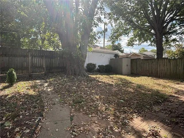 $130,000 | 3022 Faraon Street, St. Joseph, MO 64501