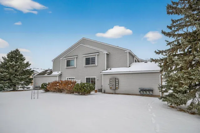 $279,900 | 1724 Weston Lane, Shakopee, MN 55379