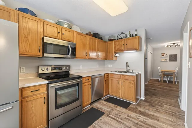 $279,900 | 1724 Weston Lane, Shakopee, MN 55379