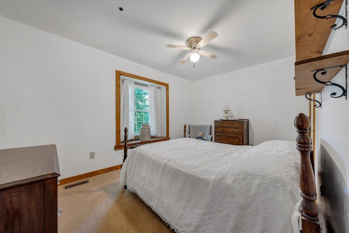 101 Gap Bridge Road Moneta, VA 24121 - Photo 20 of 52 43-MIB01644