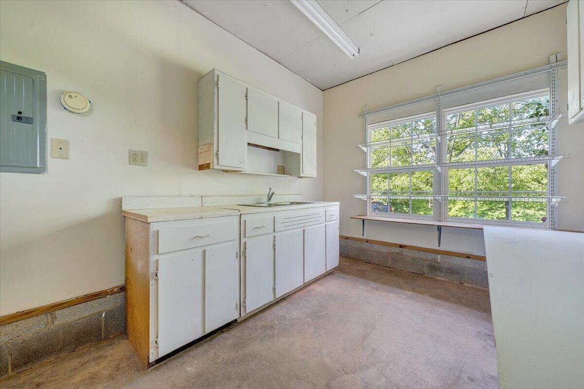 101 Gap Bridge Road Moneta, VA 24121 - Photo 30 of 52 55-MIB01683