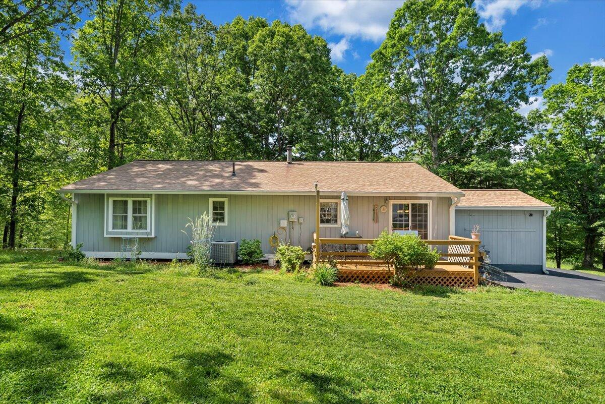 101 Gap Bridge Road Moneta, VA 24121 - Photo 34 of 52 60-MIB01740