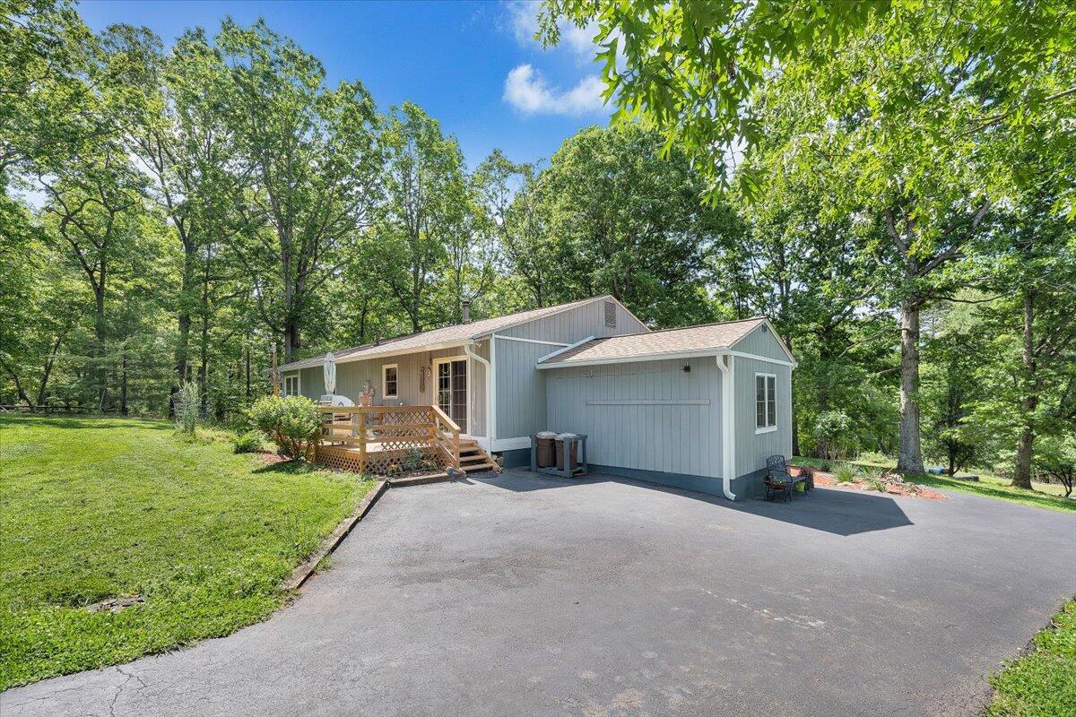 101 Gap Bridge Road Moneta, VA 24121 - Photo 36 of 52 63-MIB01749