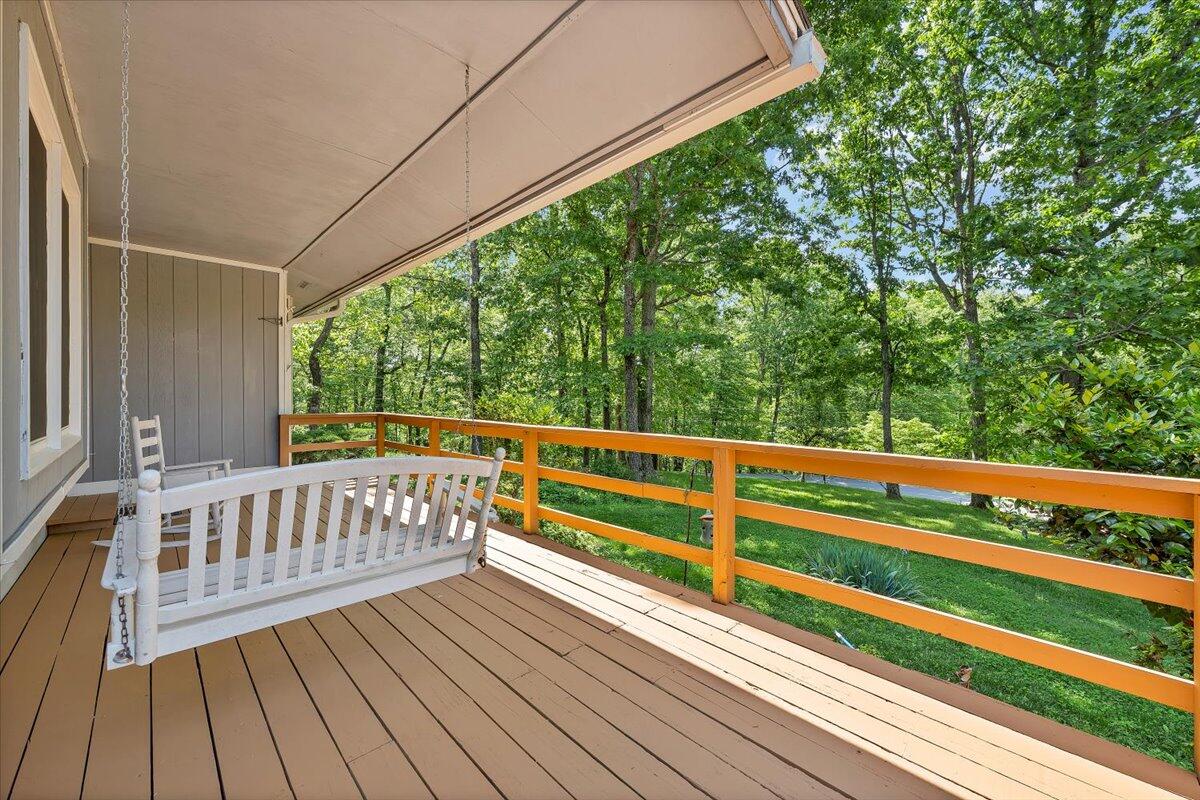101 Gap Bridge Road Moneta, VA 24121 - Photo 5 of 52 20-MIB01770