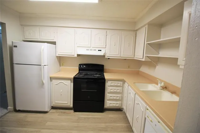 $1,425 | 540 Orange Drive, Unit 20, Altamonte Springs, FL 32701