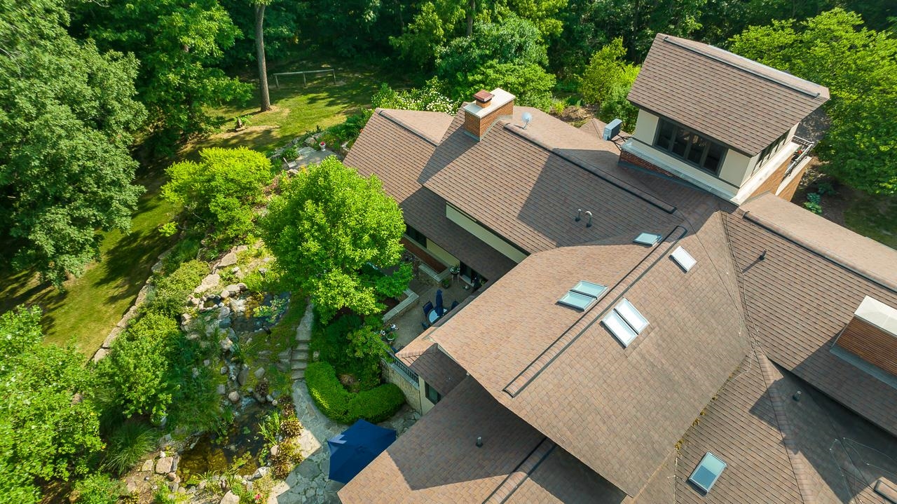 49 High Ridge Run Galena, IL 61036 - Photo 51 of 81 an aerial view of a house with a yard