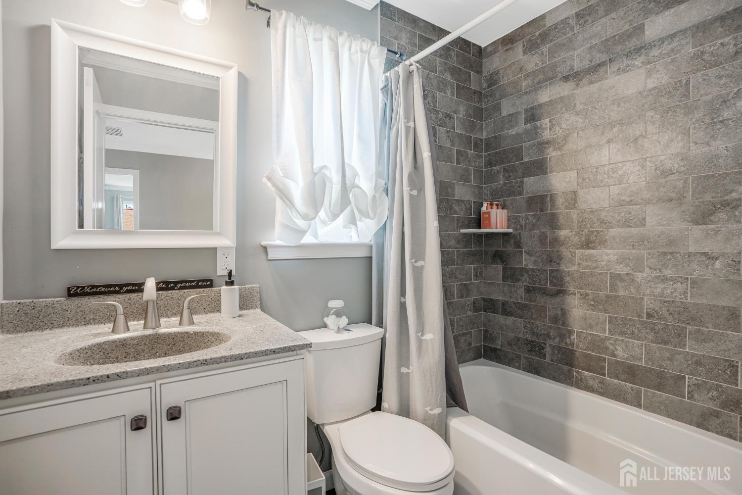203 Harris Avenue Middlesex, NJ 08846 - Photo 25 of 41