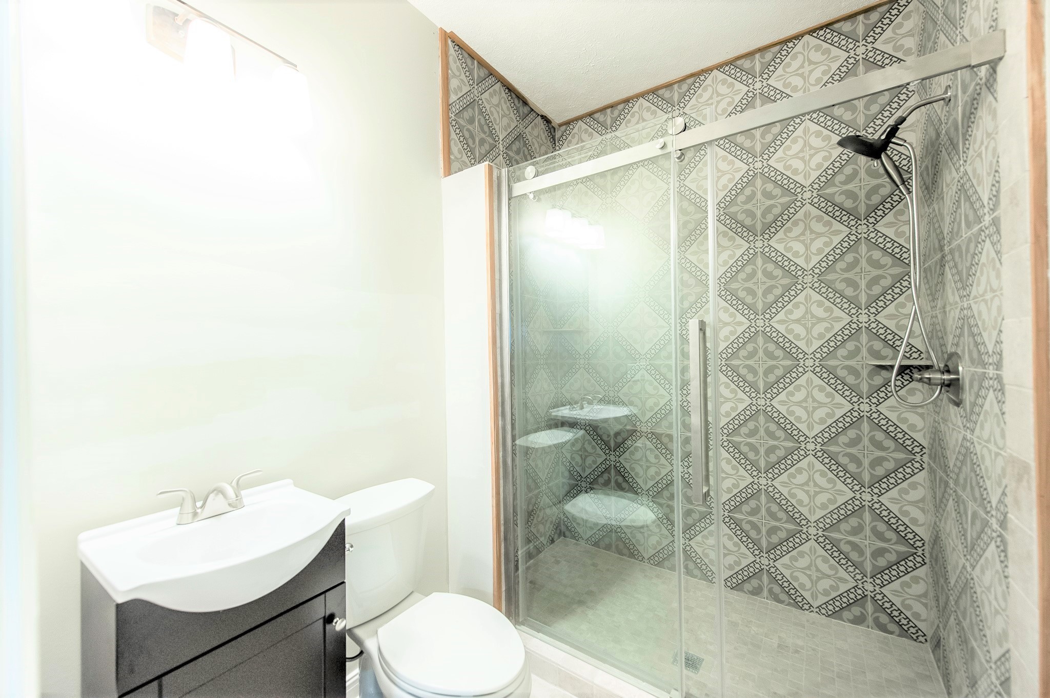 800 Butler Road Portland, TN 37148 - Photo 35 of 38 a bathroom with a shower and a toilet