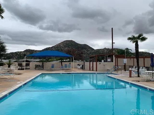 a view of outdoor space