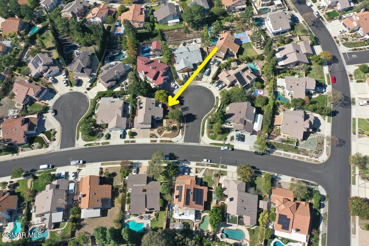 3037 Klamath Avenue Simi Valley, CA 93063 - Photo 36 of 38