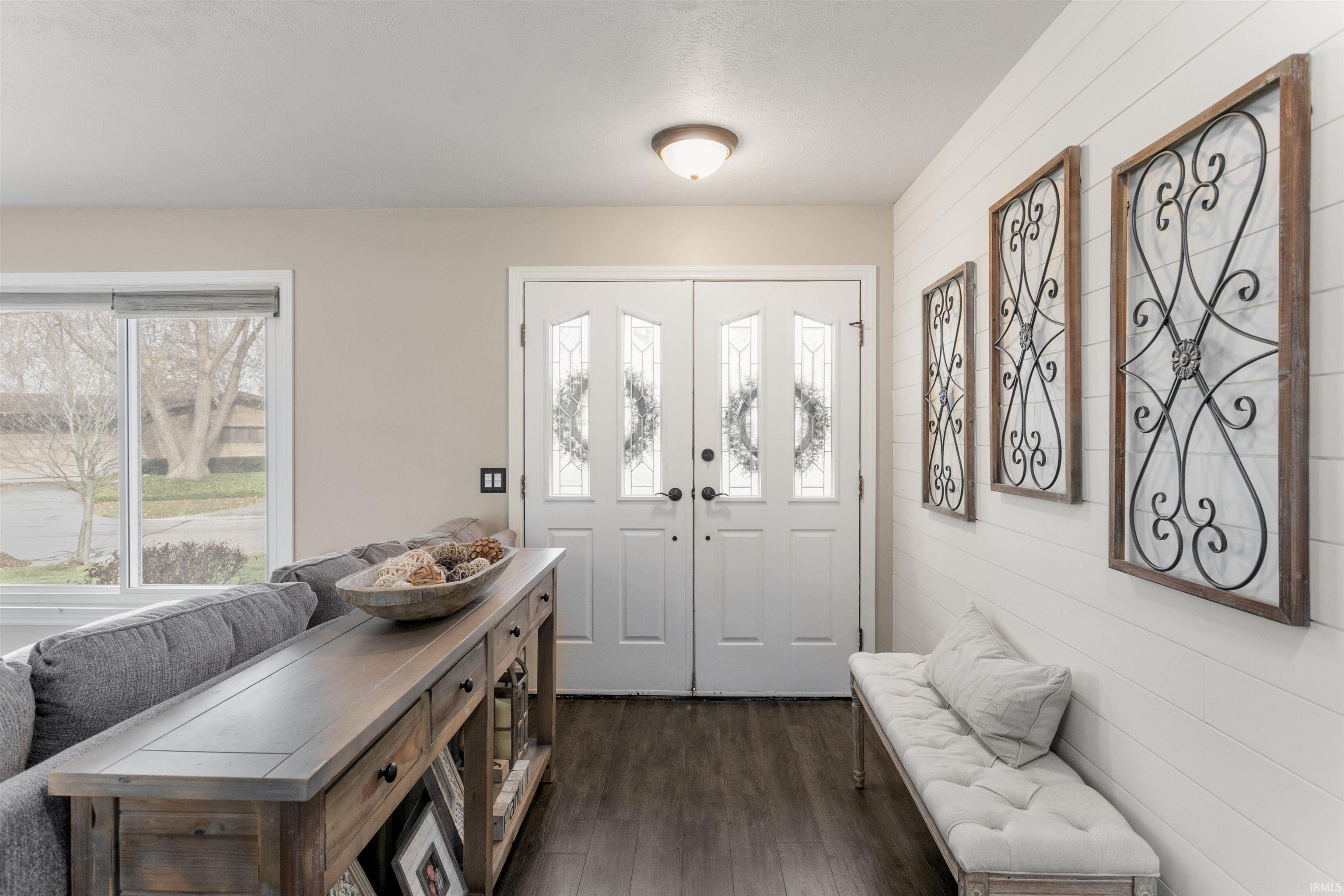 1635 Springbrook Drive Elkhart, IN 46514 - Photo 4 of 35