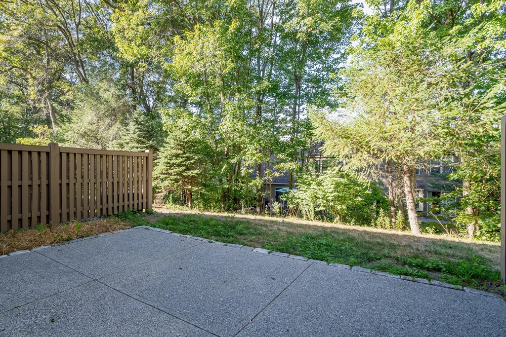 516 Ridgefield Circle, Unit C Clinton, MA 01510 - Photo 28 of 36