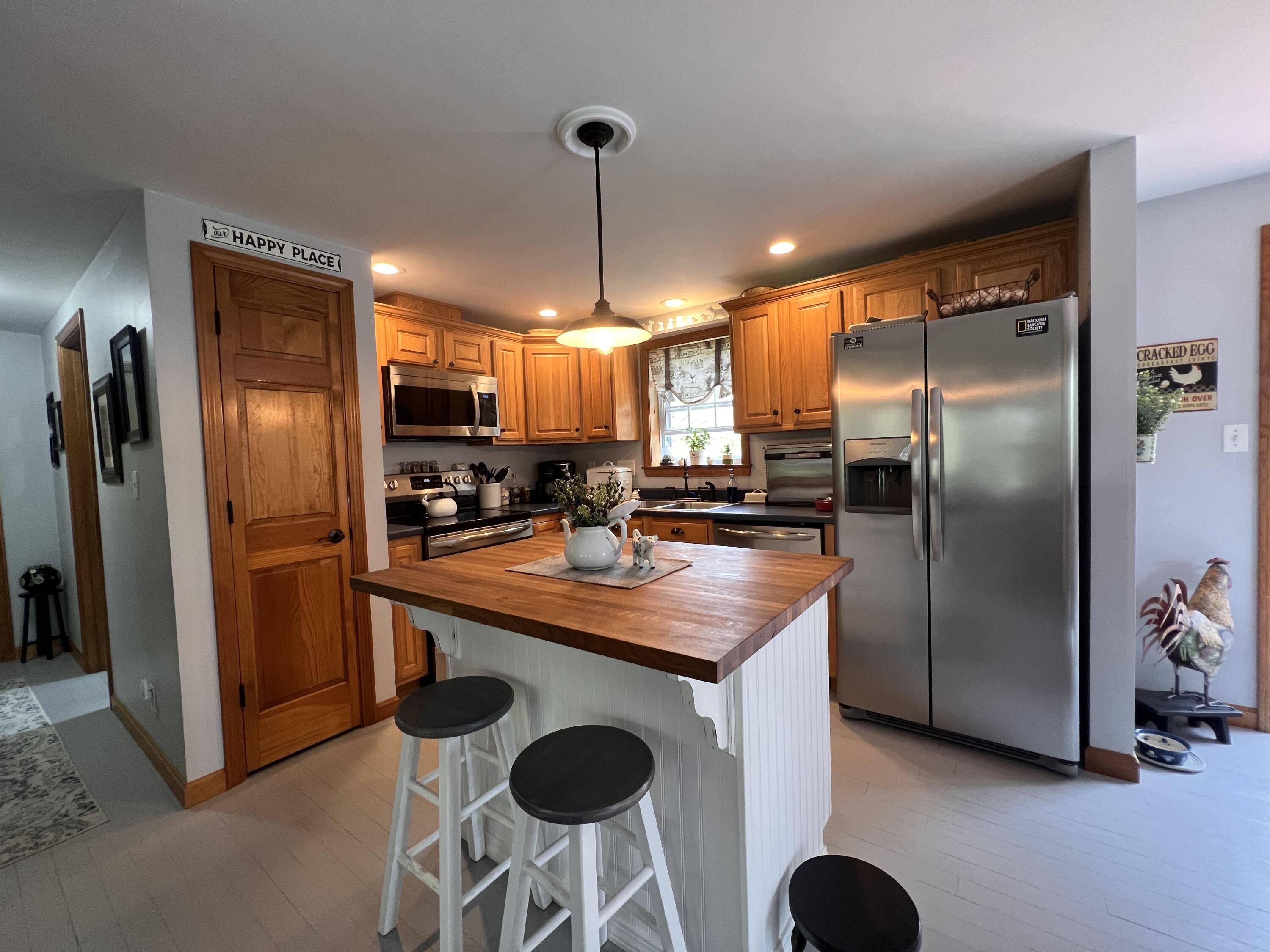 847 Red Bridge Road Ellsworth, ME 04605 - Photo 5 of 38 Side by Side Refrigerator