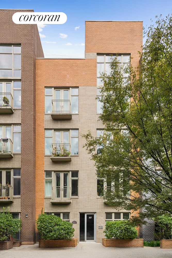 317 Greene Avenue, Unit 4B Brooklyn, NY 11238 - Photo 13 of 15