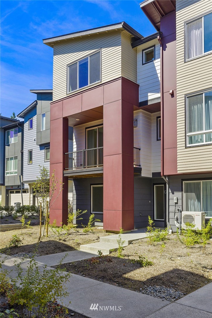 612 237th Street Southeast, Unit G Bothell, WA 98021 - Photo 1 of 34