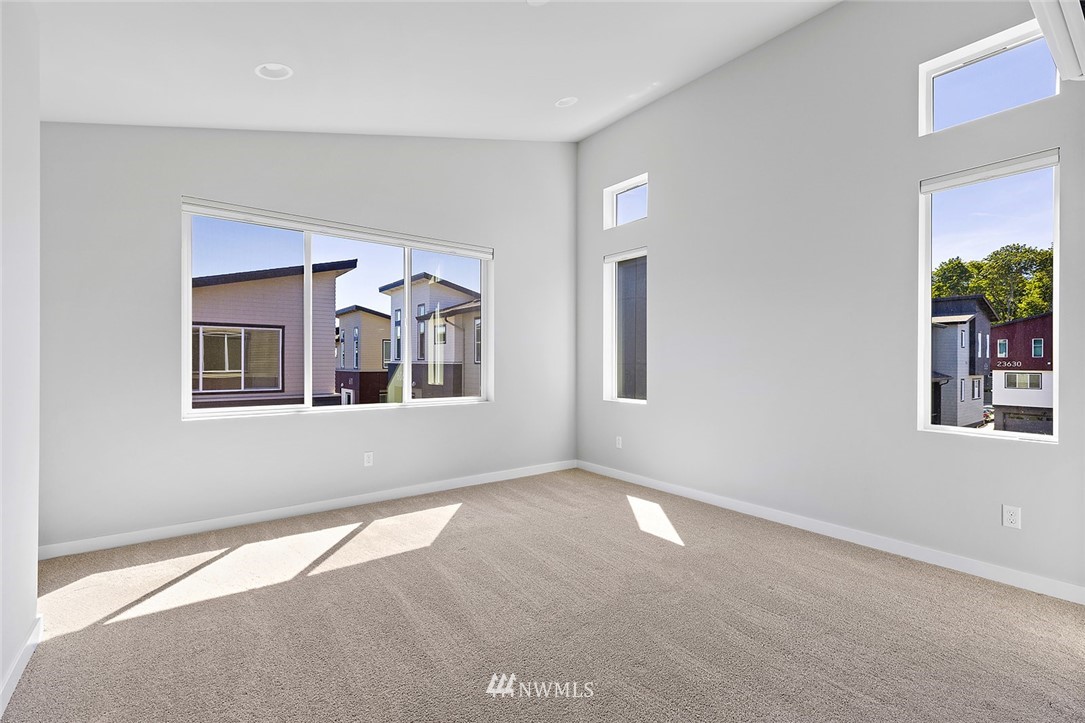 612 237th Street Southeast, Unit G Bothell, WA 98021 - Photo 21 of 34