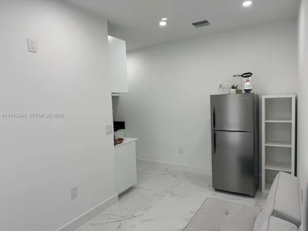 $1,495 | 12970 Southwest 187th Street, Unit EFFICIENCY, Miami, FL 33177
