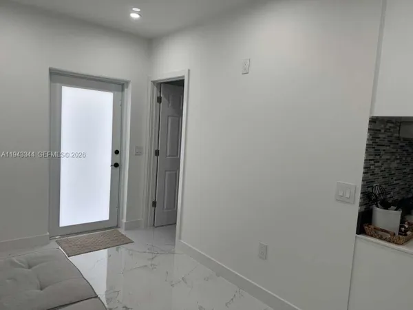 $1,495 | 12970 Southwest 187th Street, Unit EFFICIENCY, Miami, FL 33177