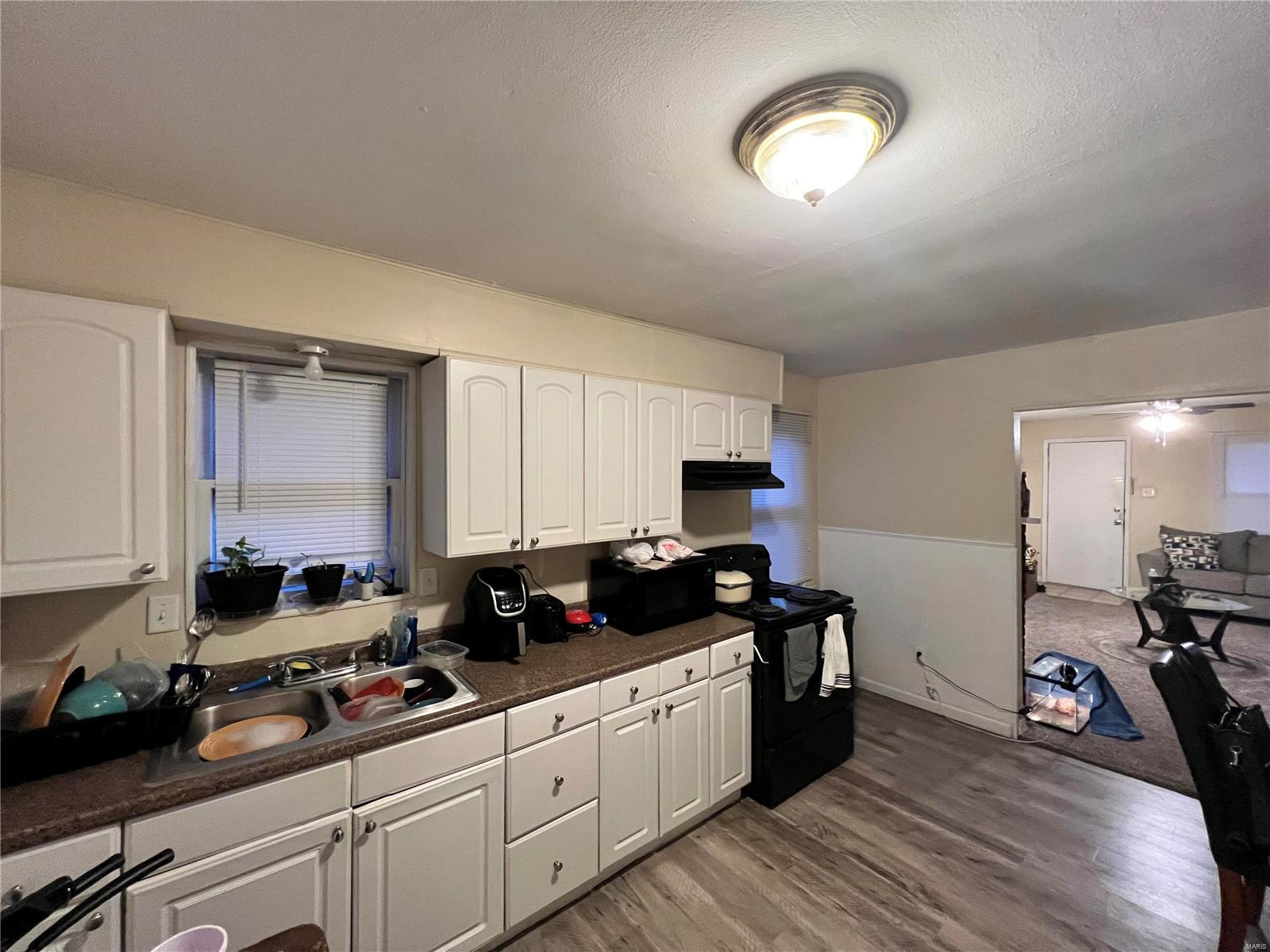 3532 Wismer Road St. Ann, MO 63074 - Photo 4 of 8