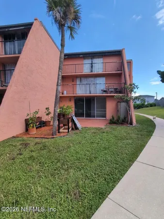 $1,175 | 3401 Townsend Boulevard, Unit 215, Jacksonville, FL 32277