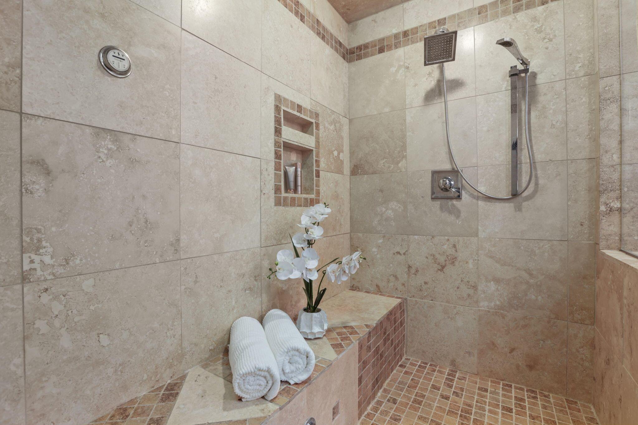 1761 Roxbury Road Upper Arlington, OH 43212 - Photo 81 of 111 Primary Ensuite