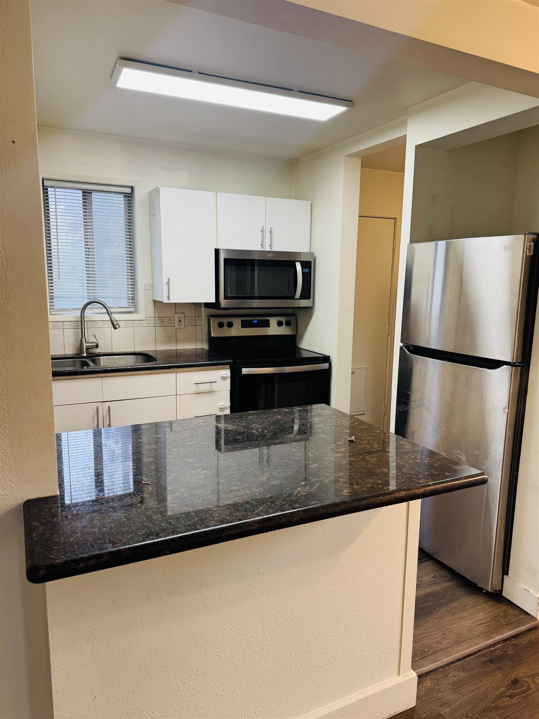 305 East Graves Road Spokane, WA 99218 - Photo 6 of 14