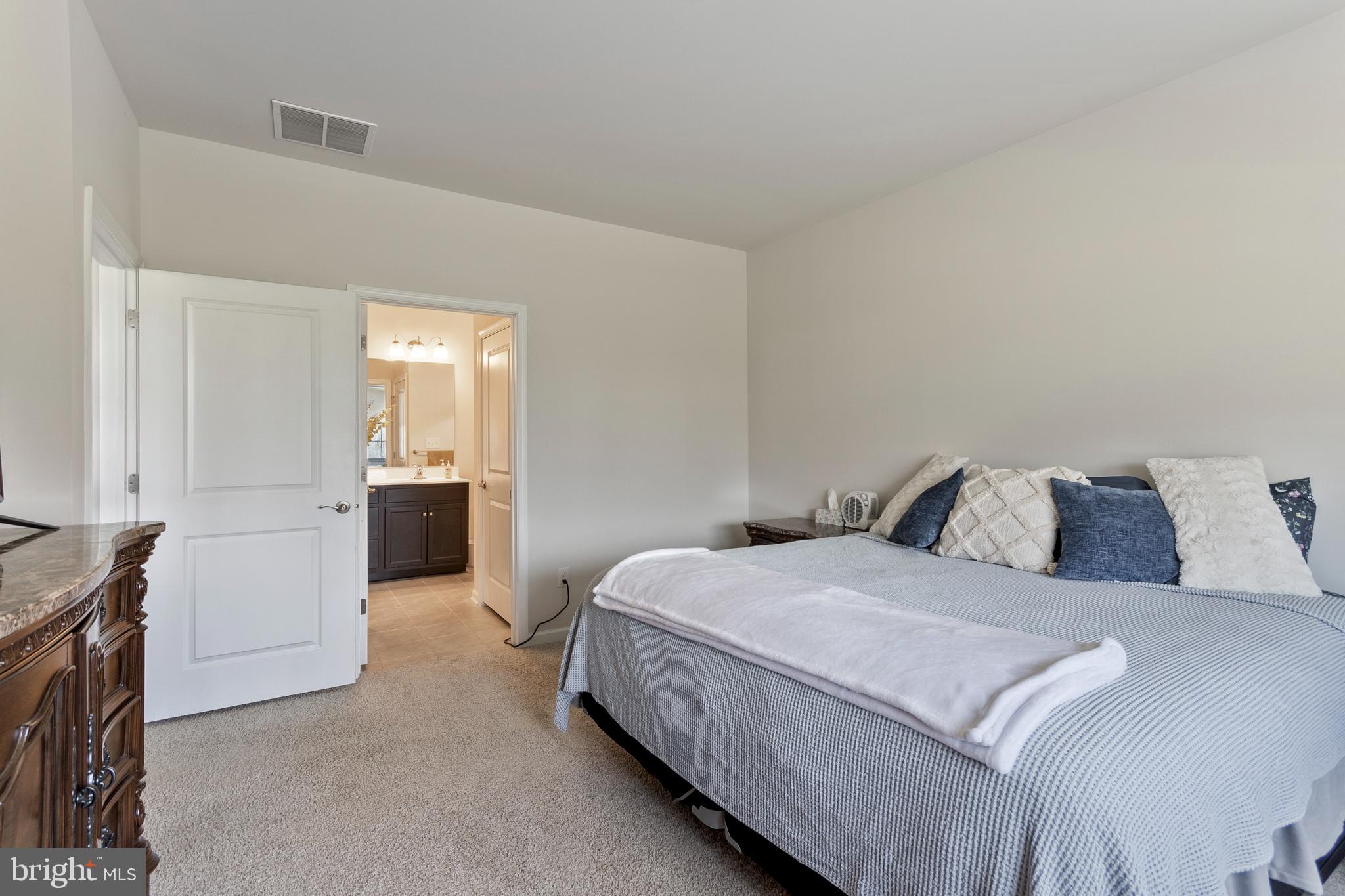 72 Walton Way Riverside, NJ 08075 - Photo 19 of 25