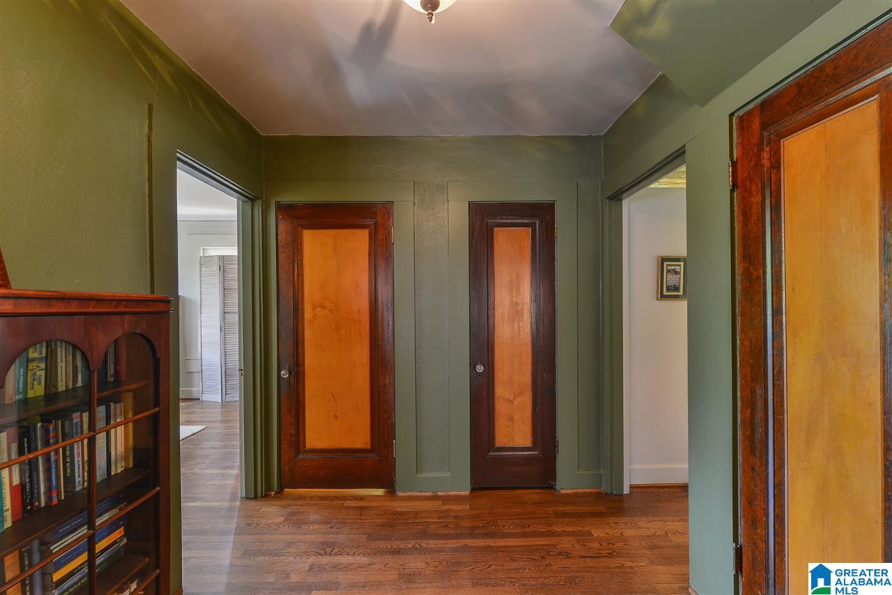 833 Oxmoor Road Birmingham, AL 35209 - Photo 14 of 27