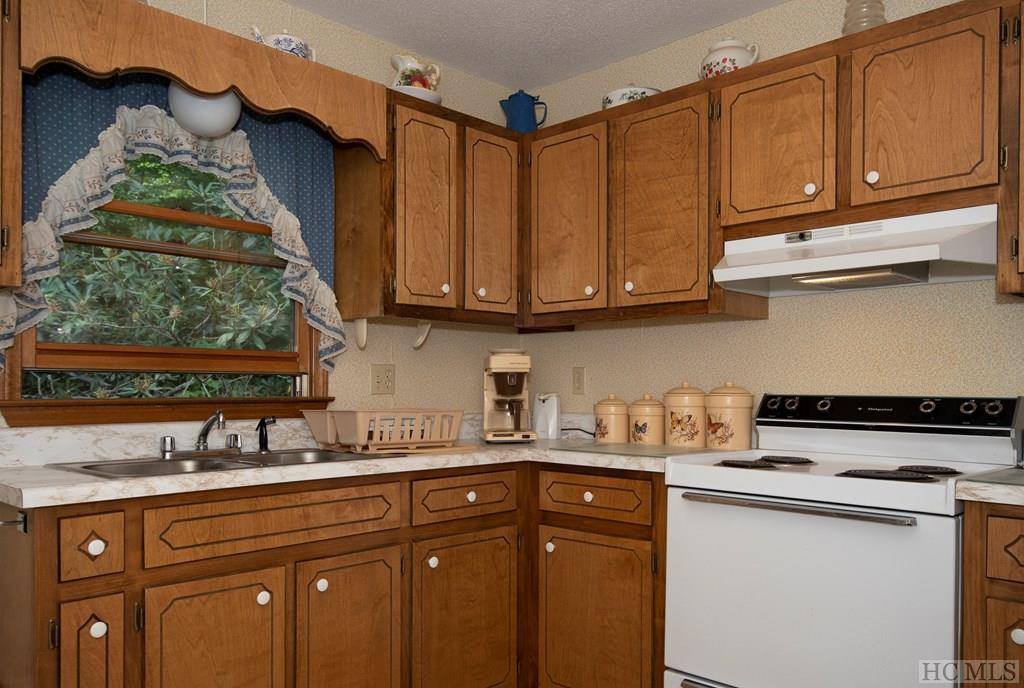 275 Satulah Ridge Road Highlands, NC 28741 - Photo 16 of 16 Gallery Image 16