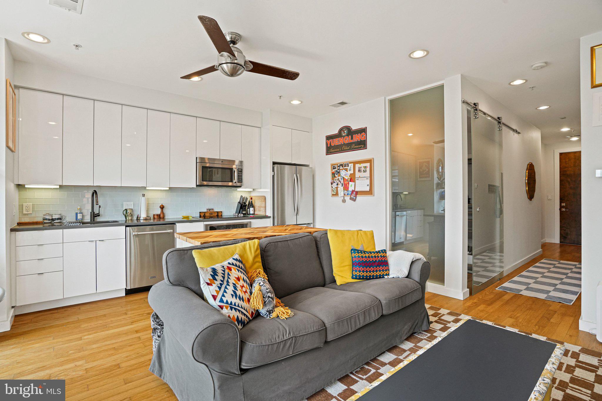 435 R Street Northwest, Unit 301WASHINGTON Washington, DC 20001 - Photo 3 of 26 Modern urban retreat with sleek design.