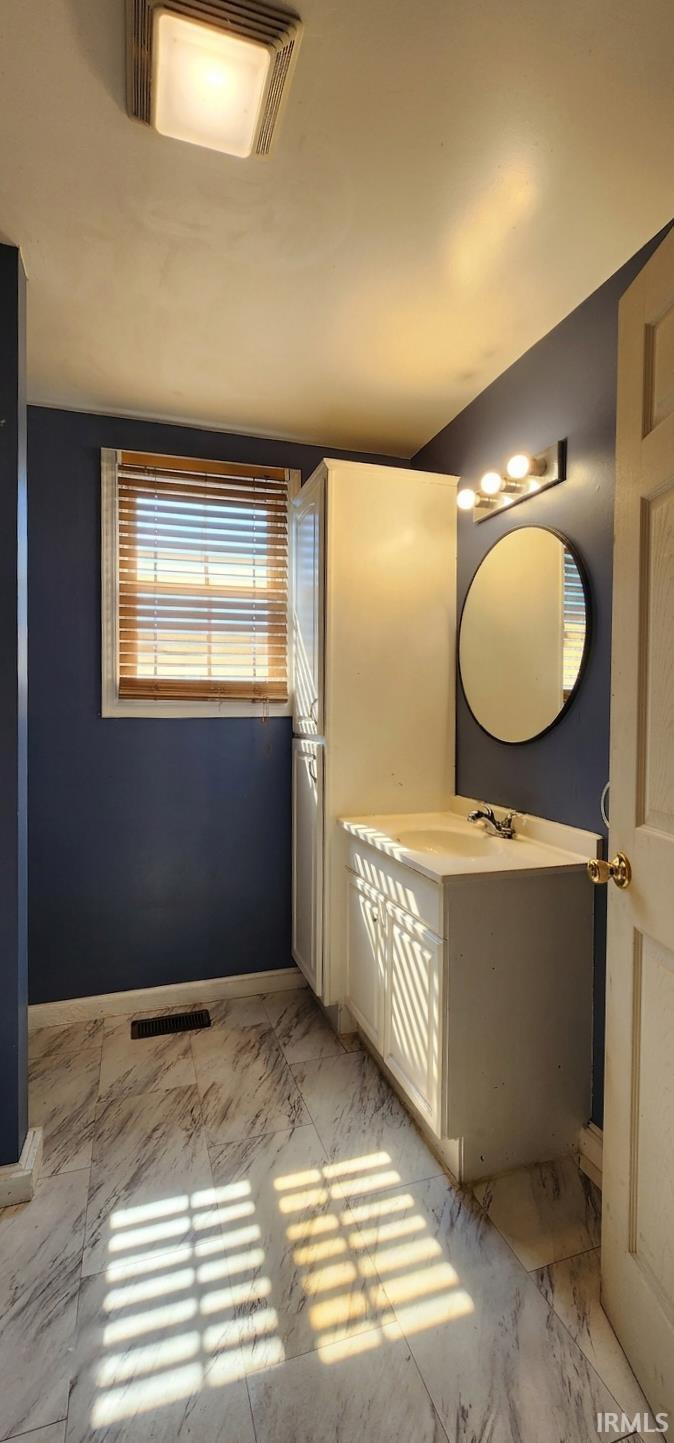205 Sherman Street Loogootee, IN 47553 - Photo 9 of 16