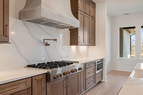 $2,999,990 | 8124 Boiling Spgs Place, Brentwood, TN 37027