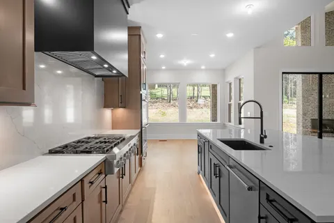 $2,999,990 | 8124 Boiling Spgs Place, Brentwood, TN 37027