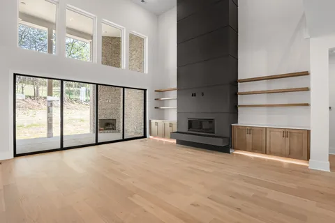 $2,999,990 | 8124 Boiling Spgs Place, Brentwood, TN 37027