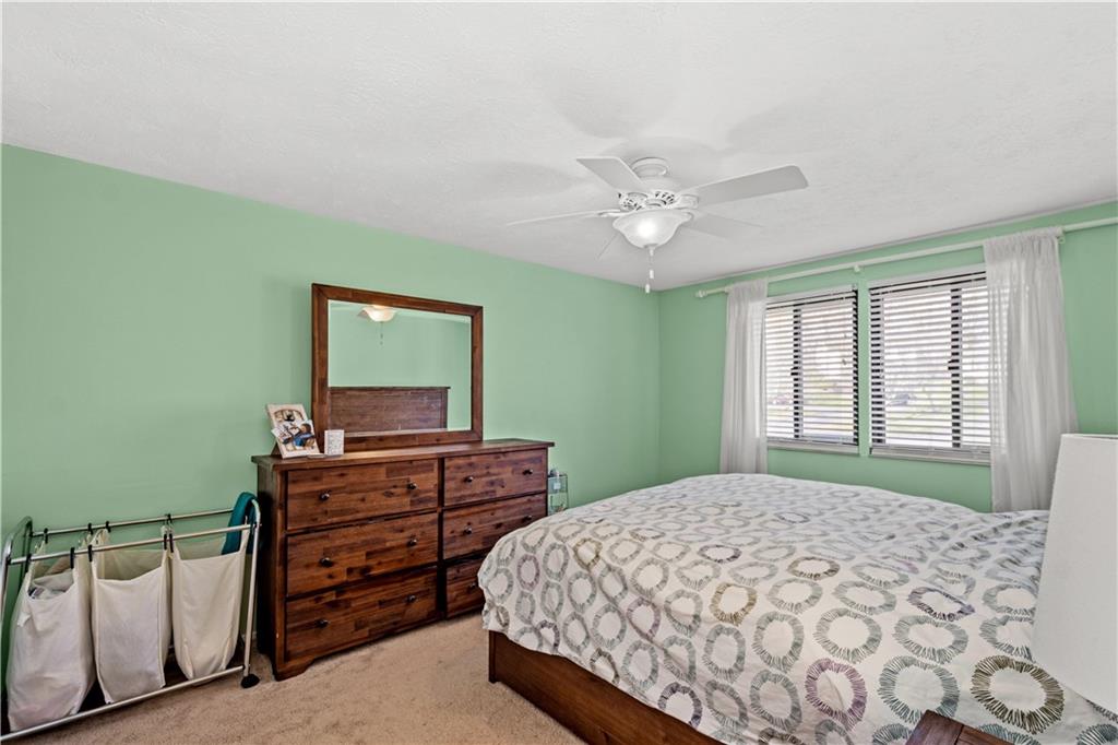 345 Ridge Point Circle Bridgeville, PA 15017 - Photo 12 of 25 Gallery Image 12