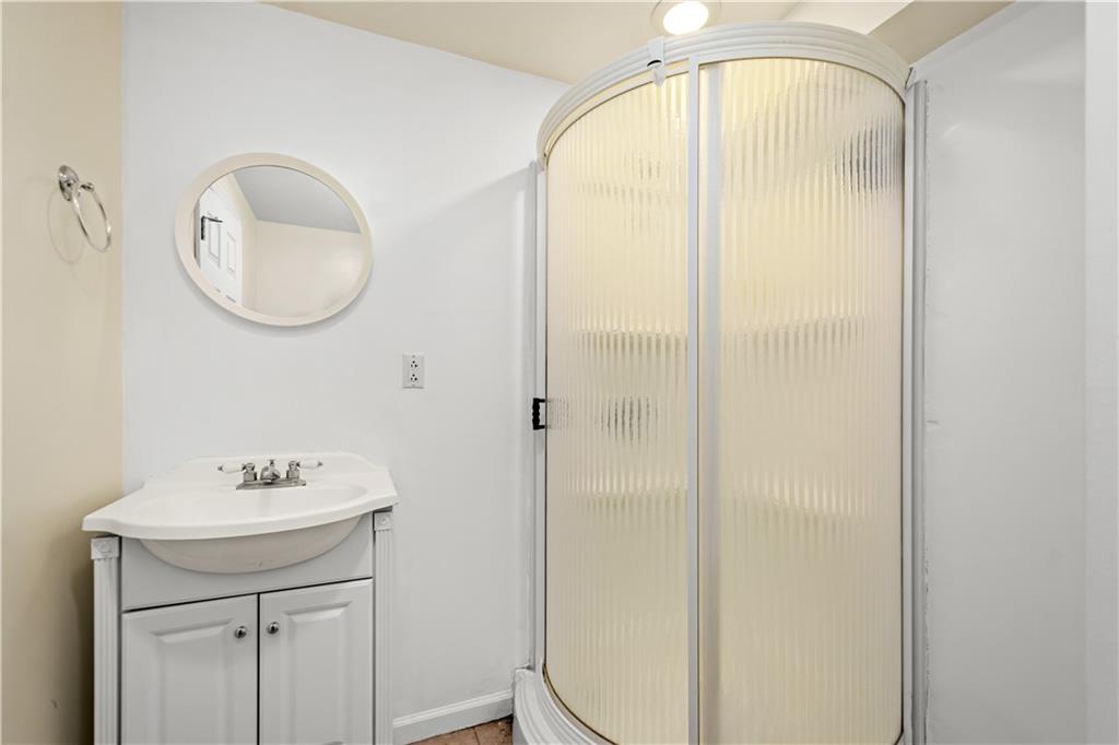 345 Ridge Point Circle Bridgeville, PA 15017 - Photo 21 of 25 Gallery Image 21