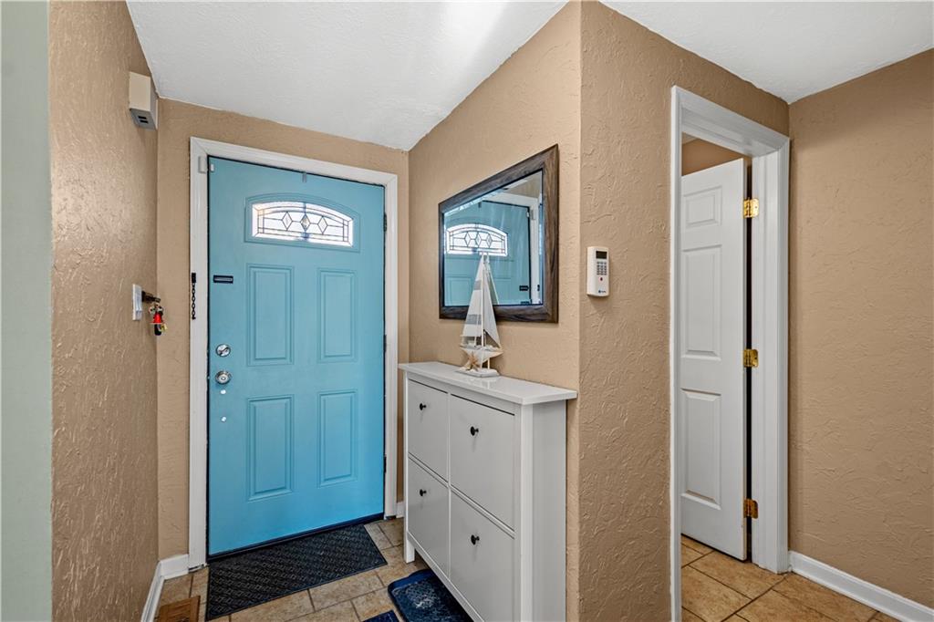 345 Ridge Point Circle Bridgeville, PA 15017 - Photo 10 of 25 Gallery Image 10