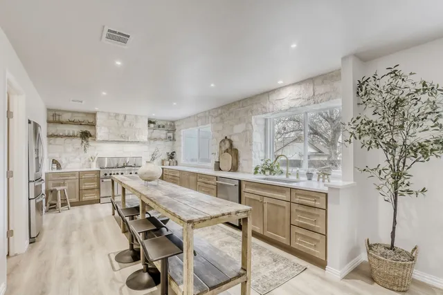 $810,000 | 13110 Broughton Way, Austin, TX 78727