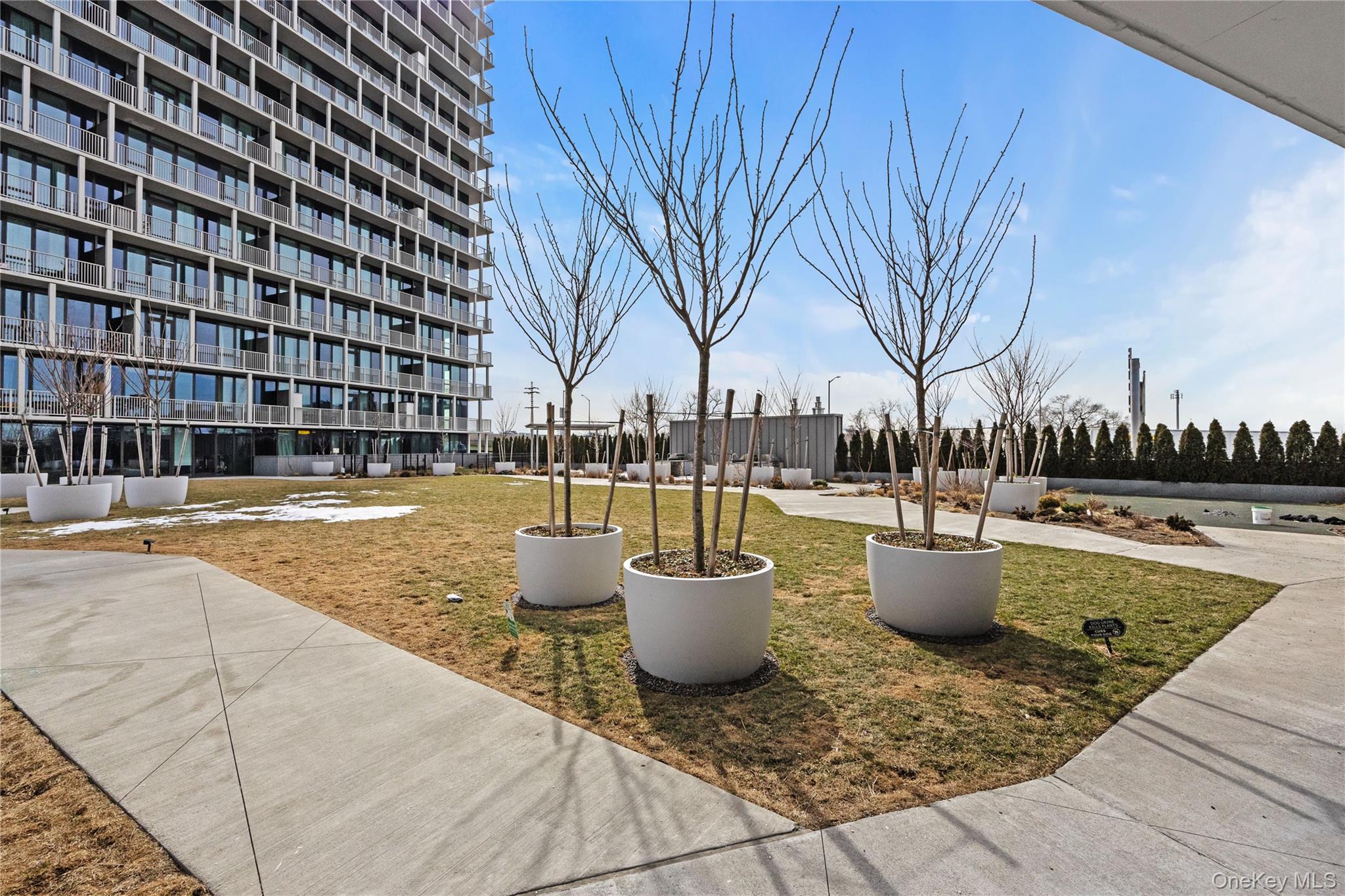 131-02 40th Road, Unit 14B Queens, NY 11354 - Photo 11 of 17