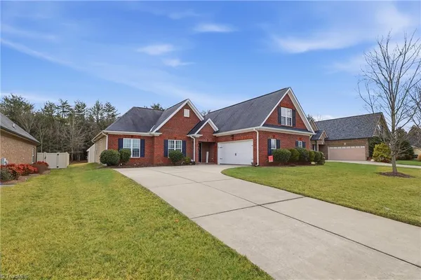 $399,900 | 4055 St Johns Street, High Point, NC 27265