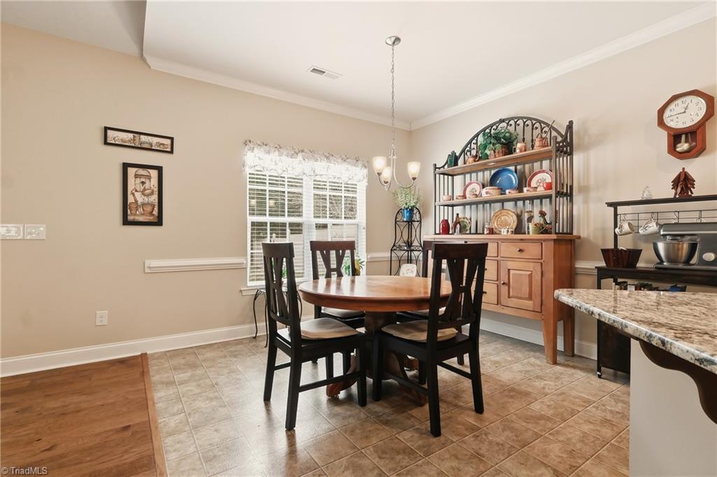 4055 St Johns Street High Point, NC 27265 - Photo 10 of 34