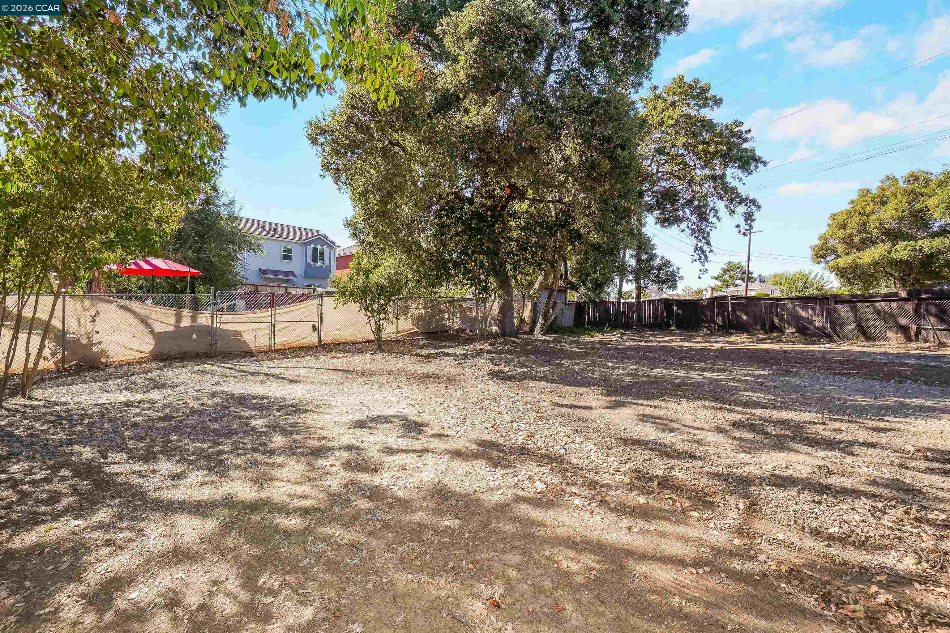 2812 Cowell Road Concord, CA 94518 - Photo 10 of 17 Gallery Image 10